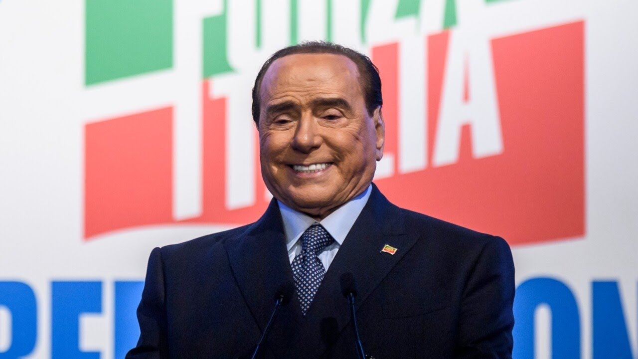 Berlusconi morto: 5 motivi che hanno segnato la sua eredità 3 berlusconi morto
