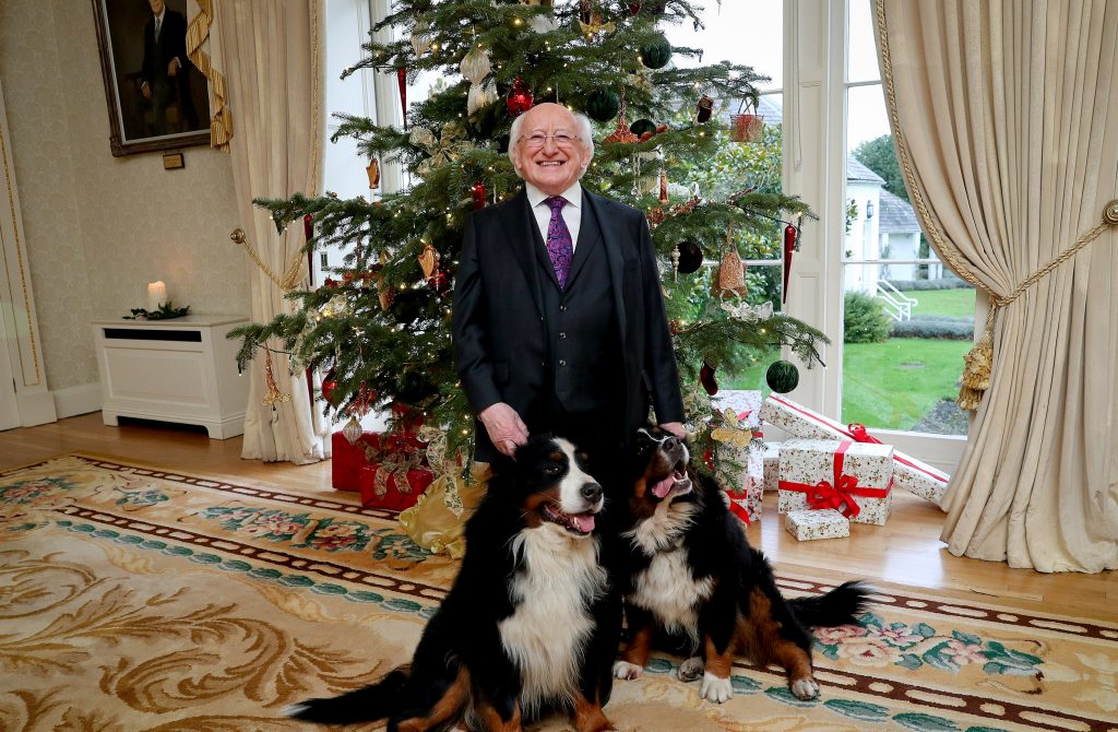 Buscar refugio es el tema central de la Navidad, dice el presidente Michael D. Higgins