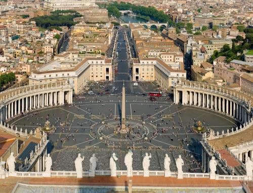 El nuncio papal dice que el proceso de fusión de las diócesis “ya comenzó”