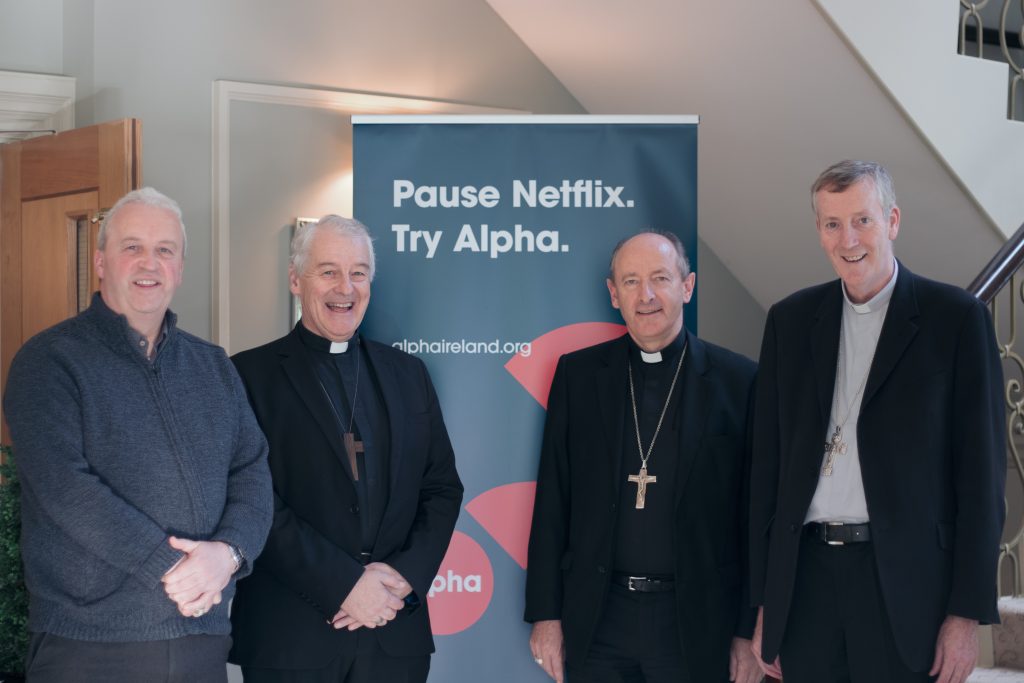 Cuatro obispos entre cientos en Alpha Conference