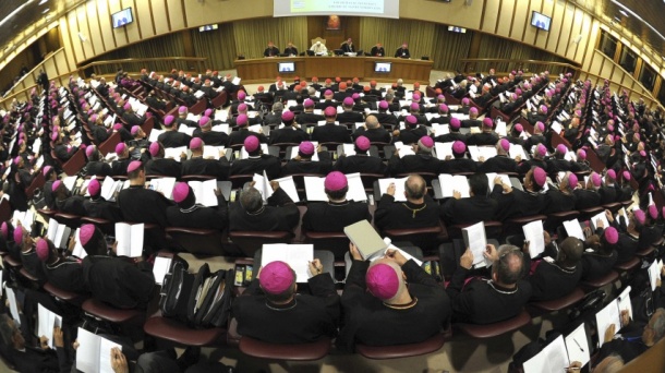 Los superiores religiosos buscan un mayor papel para las mujeres en el Sínodo de los Obispos