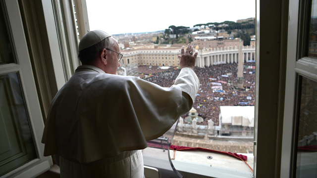 Papa Francisco reza por niños atrapados en conflicto