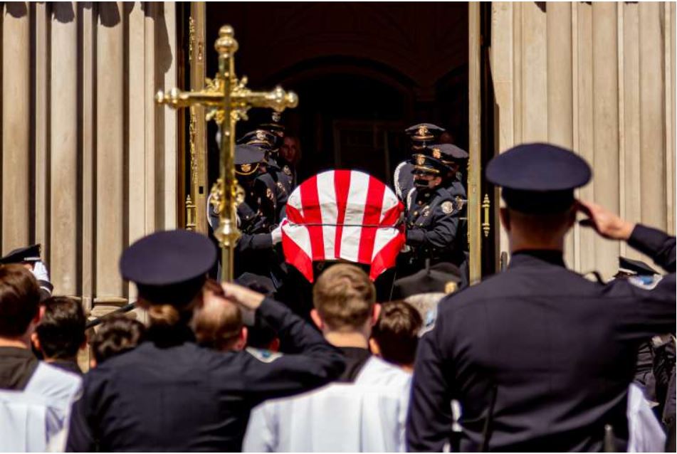 Funeral de Eric Talley: padre católico de siete hijos 'murió como un héroe'