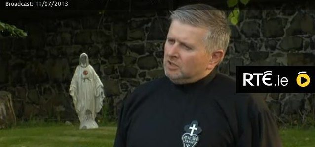 El obispo Treanor denuncia las amenazas al sacerdote de Belfast