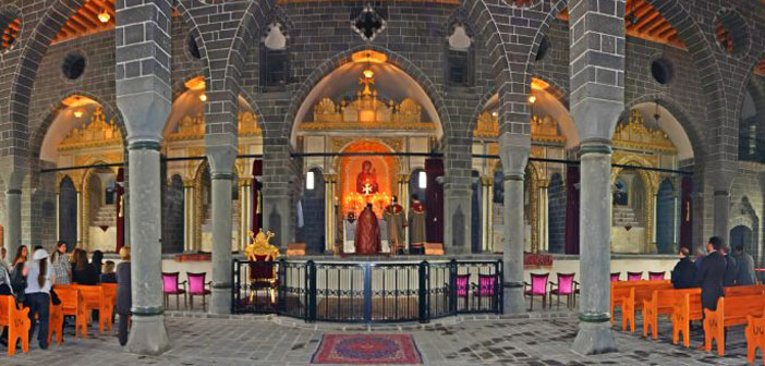 Estado turco confisca cinco iglesias cristianas