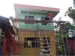 Casa reparada de la familia Fernanda en Sigma, Isla Panay 