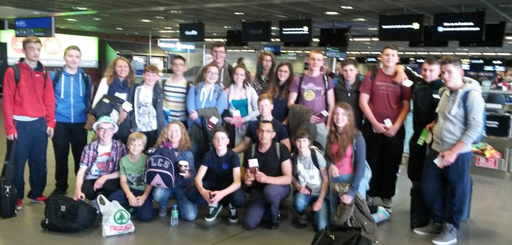 Adolescentes irlandeses participan en el Campamento de Ciudadanos del Mundo