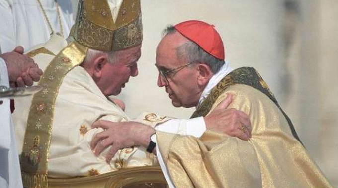 El Papa Francisco publicará un libro con reflexiones sobre San Juan Pablo II
