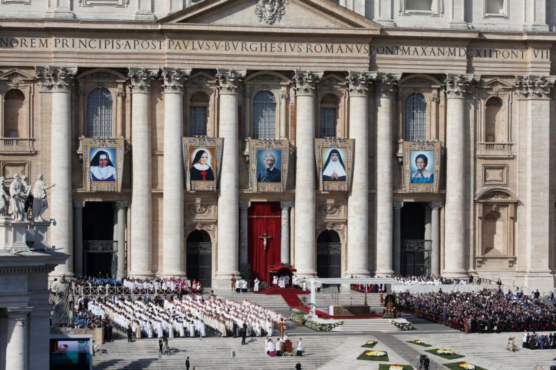 Los 'conversos de Newman' regresan a Roma para la canonización