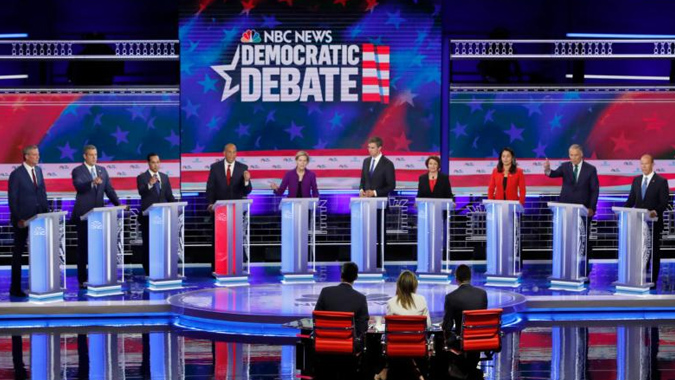 Candidatos demócratas promocionan credenciales de aborto en primer debate