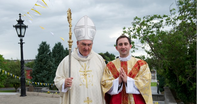 Clogher celebra su primera ordenación sacerdotal en 11 años