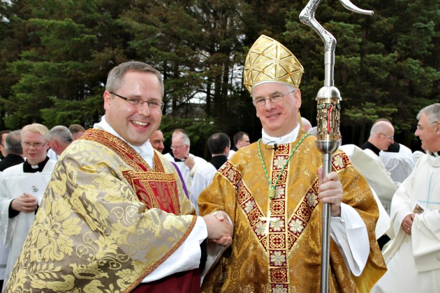 Afirma que el obispo rechazó la invitación de Orange Orden denegada