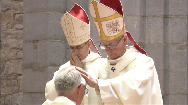 Nuevo obispo expresa solidaridad con los afectados por tiempos económicos difíciles