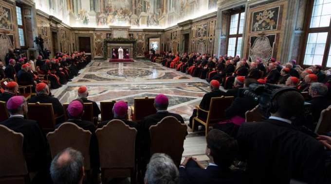 Las declaraciones del Papa a la Curia sobre los abusos son más de lo mismo