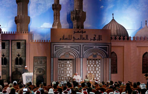 Reflexiones sobre los comentarios del Papa Francisco sobre religión y violencia en la Universidad de al-Azhar
