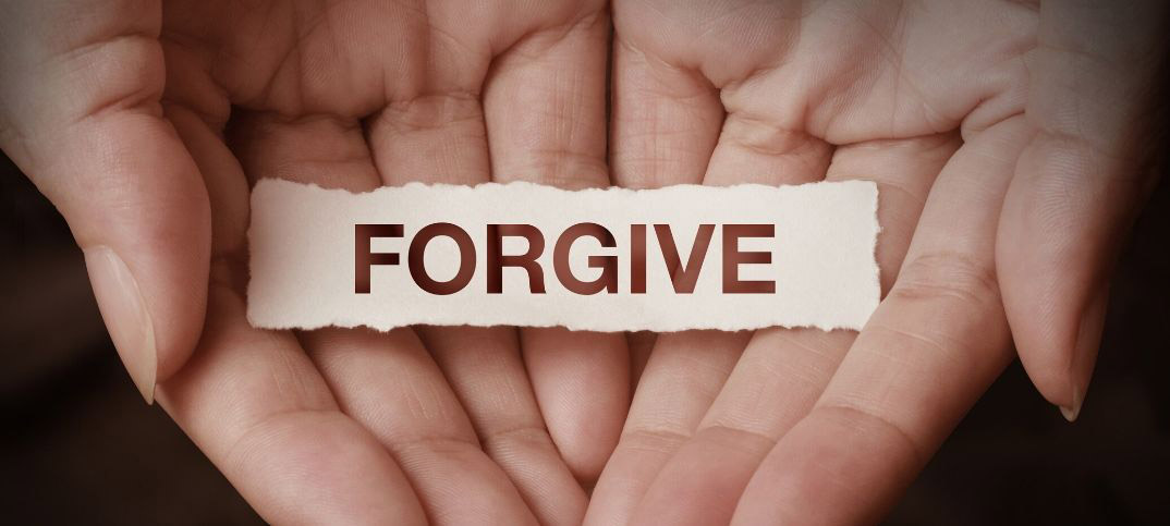 30 pasajes bíblicos alentadores sobre perdonar a los demás