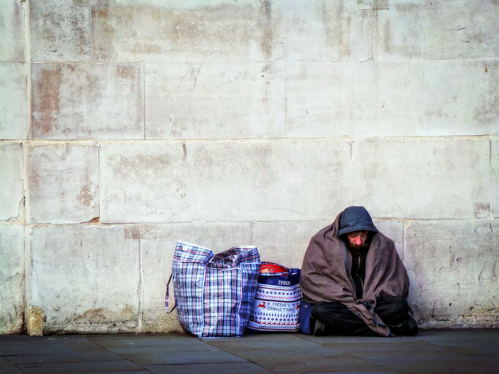 Arzobispos instan a los fieles a pensar en las personas sin hogar esta Navidad