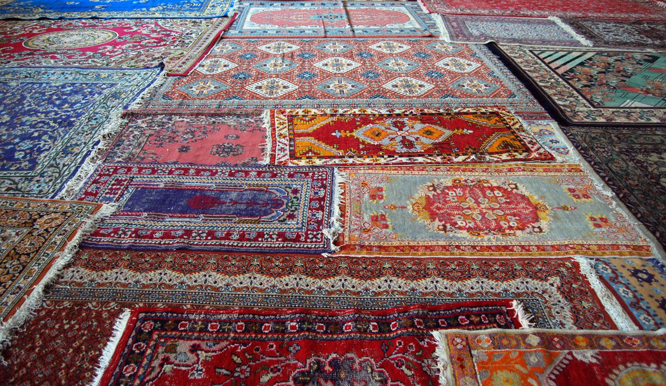 Cómo usan los musulmanes las alfombras de oración