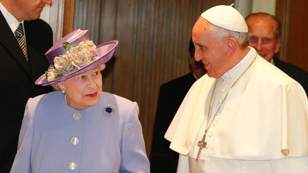 Cordial primer encuentro entre la Reina y el Papa