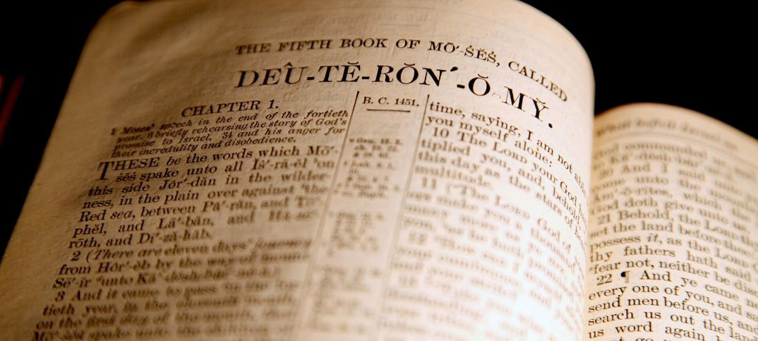 Deuteronomio 22:5 Significado y comentario simple