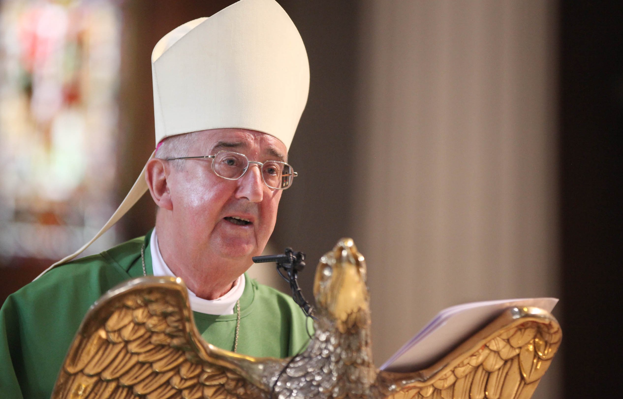 El arzobispo Martin espera que el Papa desafíe a la Iglesia irlandesa a ser diferente