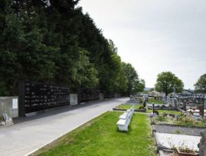 Columbarium Wall (para restos cremados) en el cementerio de Glasnevin, Dublín.