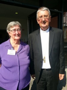 Arzobispo Diarmuid Martin y Hermana Bridget Dunne, Presidenta de la Conferencia Nacional de Renovación Carismática 