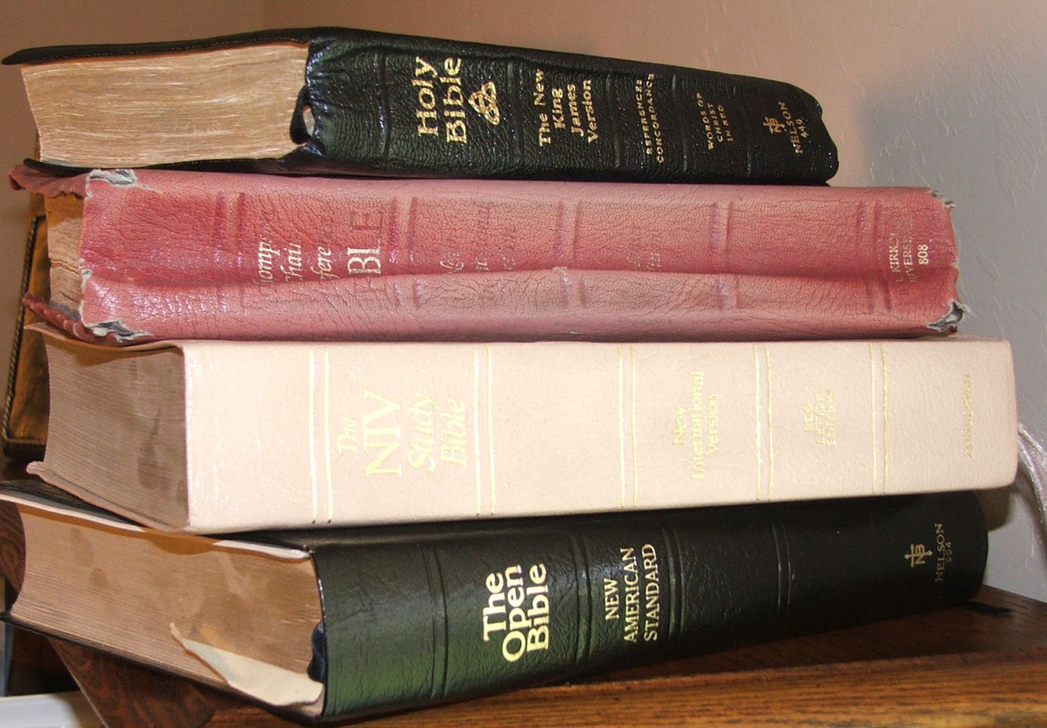 Lo esencial que debe saber sobre las traducciones populares de la Biblia