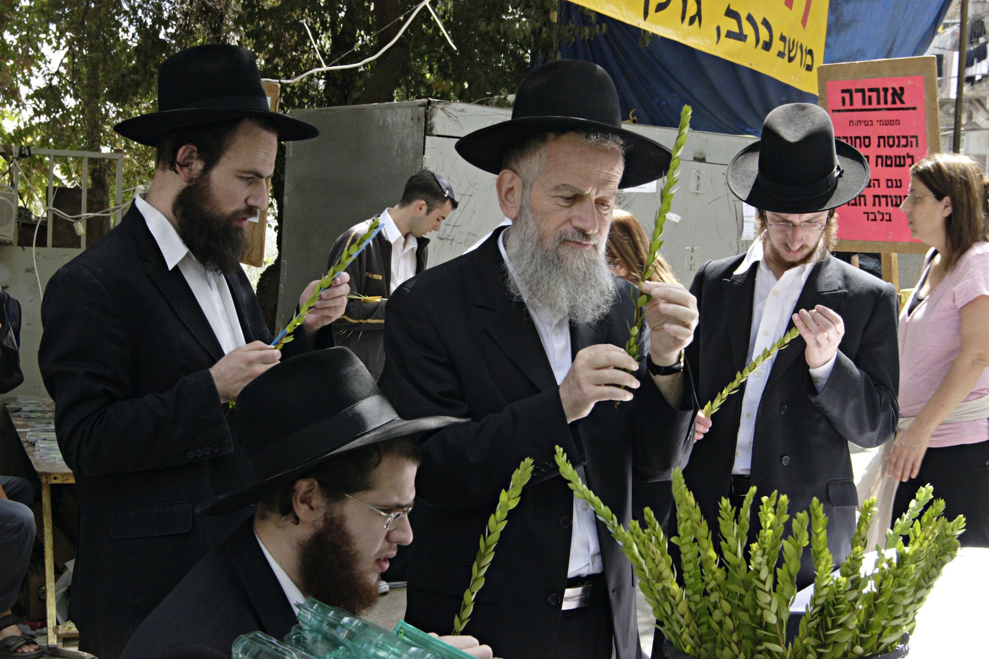 ¿Existen reglas específicas que rigen el afeitado en el judaísmo?