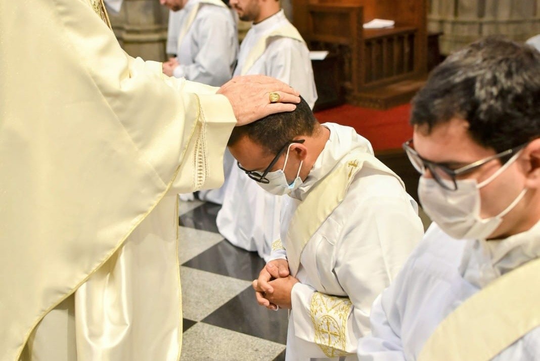 ¿Cuál es el significado del sacerdocio católico? 4 ordenacao2021 03