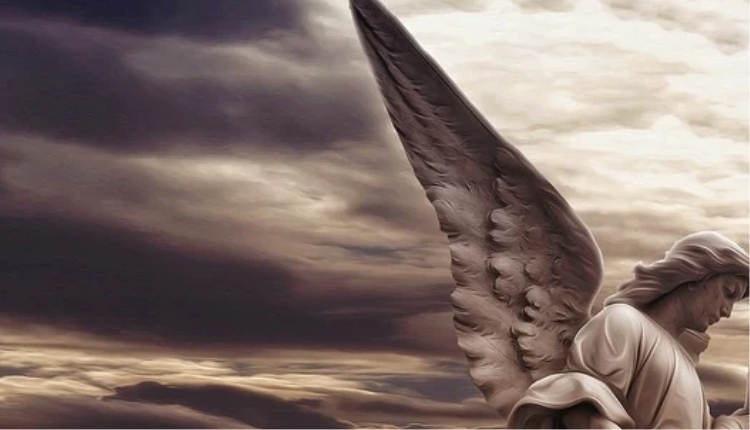 Diferenca Entre Anjo Arcanjo Querubim e Serafim