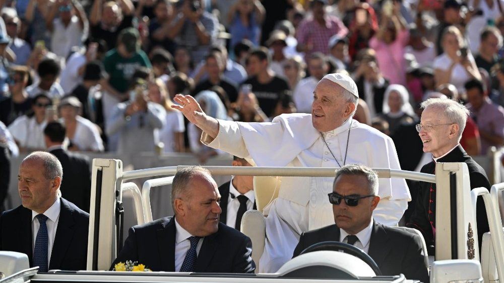 "Discernir es escuchar el propio corazón", dice el Papa en el
