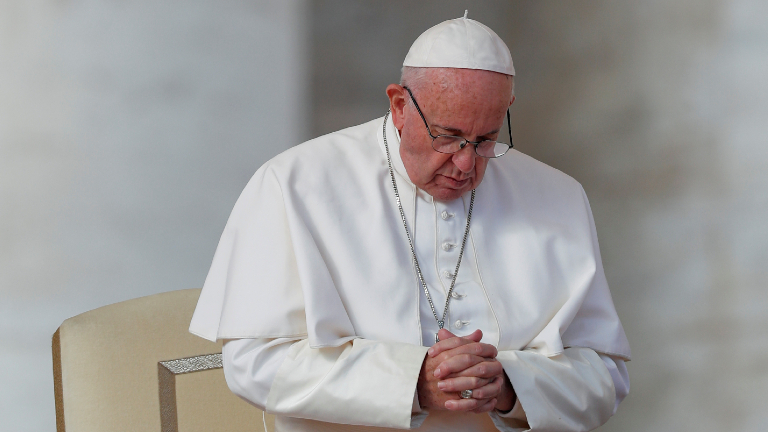 El Papa invita a los fieles a la oración en esta semana de ejercicios