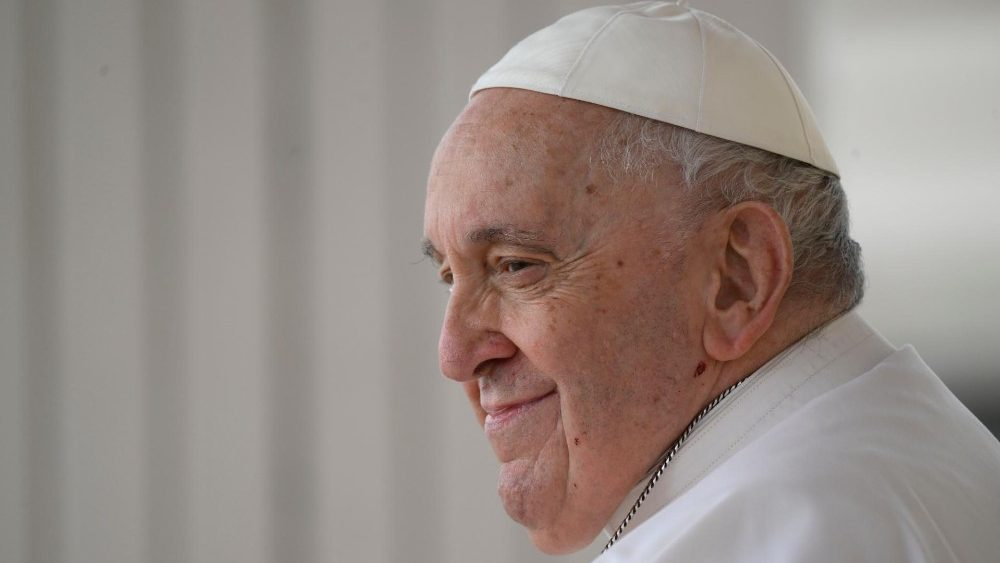 Francisco: Para mis diez años como Papa, quiero la paz como