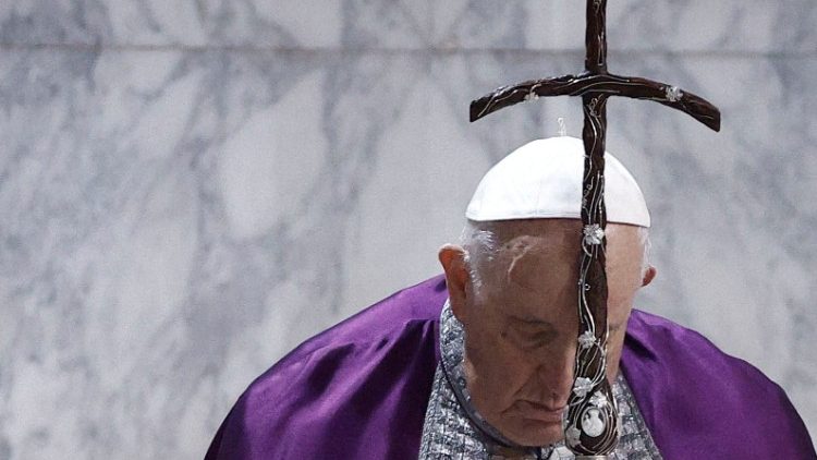 Los Papas y el ayuno de Cuaresma, la renuncia que nos forma