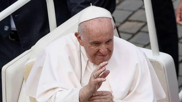 Los jóvenes nacieron para soñar, dice el Papa a los estudiantes