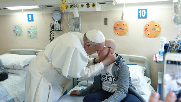 Papa Francisco no hospital em SÃ£o Giovanni Rotondo