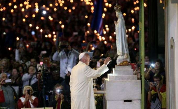 Santuario de Fátima reza por la salud del Papa Francisco